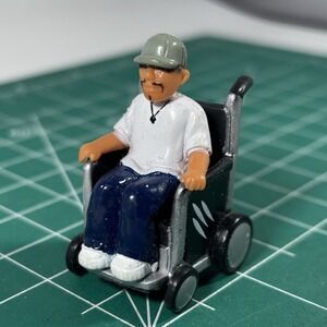Vintage Homies Willie G Figure Wheelchair Gangster Collectible Series 4 VTG RARE